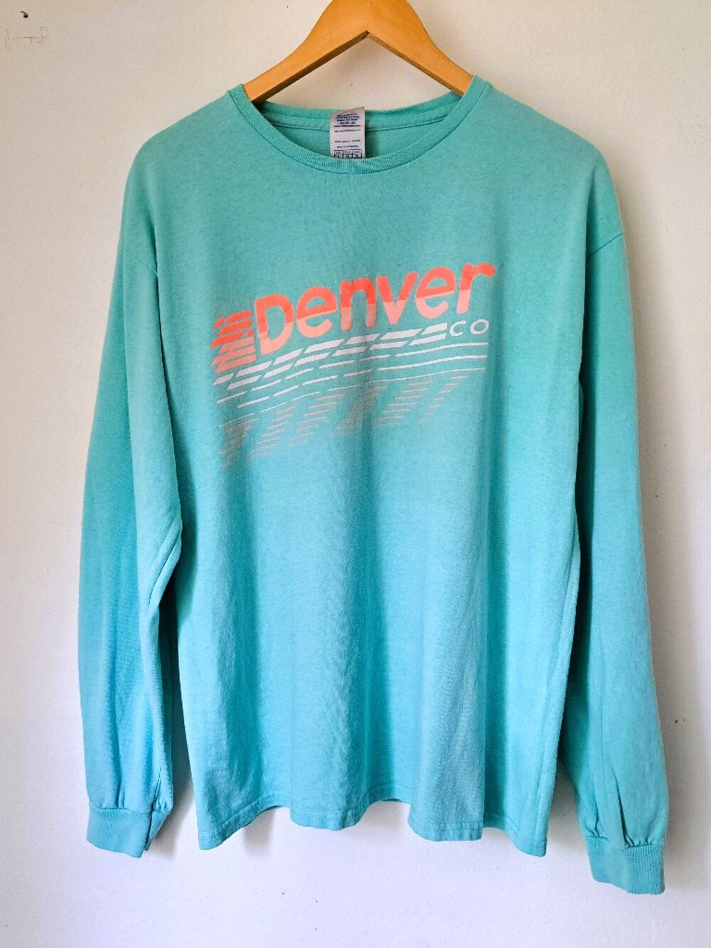 Delta Pro Weight Women's Graphic "Denver co"T-Shirt Long Sleeve Turquoise Size L